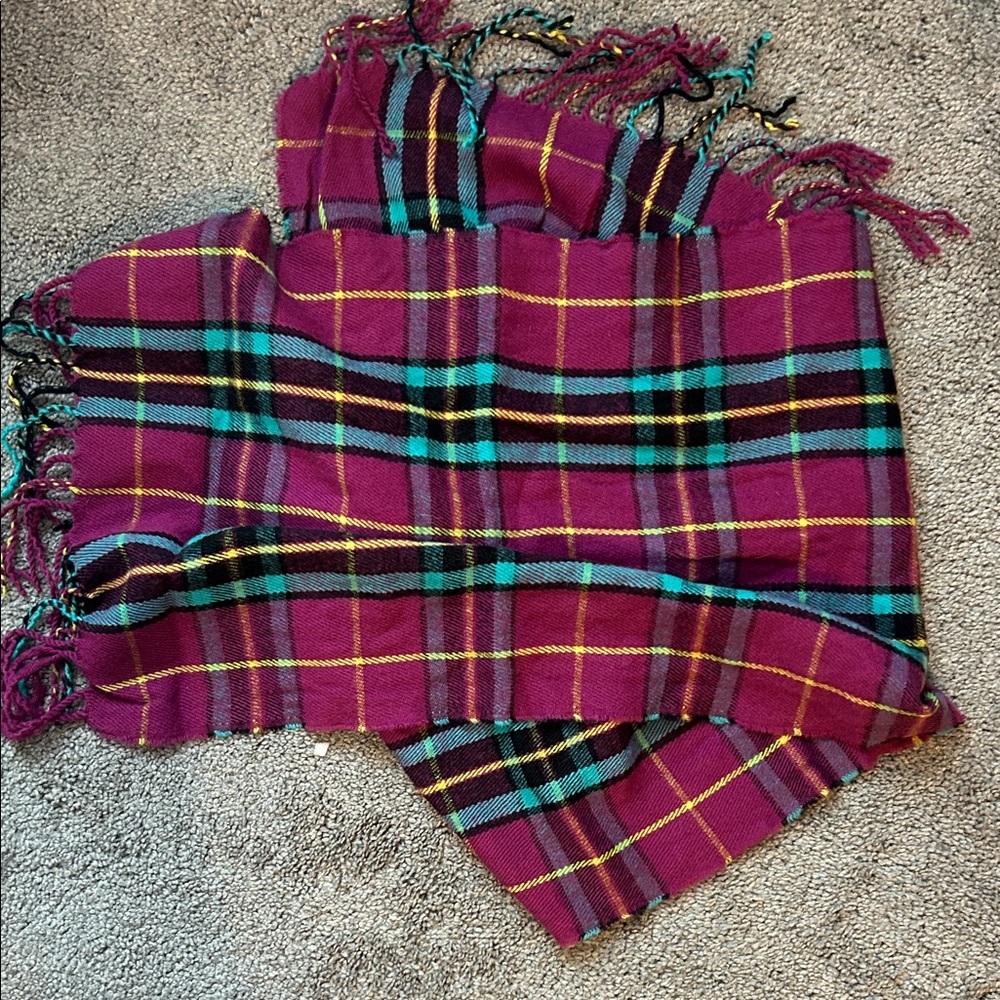 GapKids Plaid Fringe Scarf – Magenta & Teal